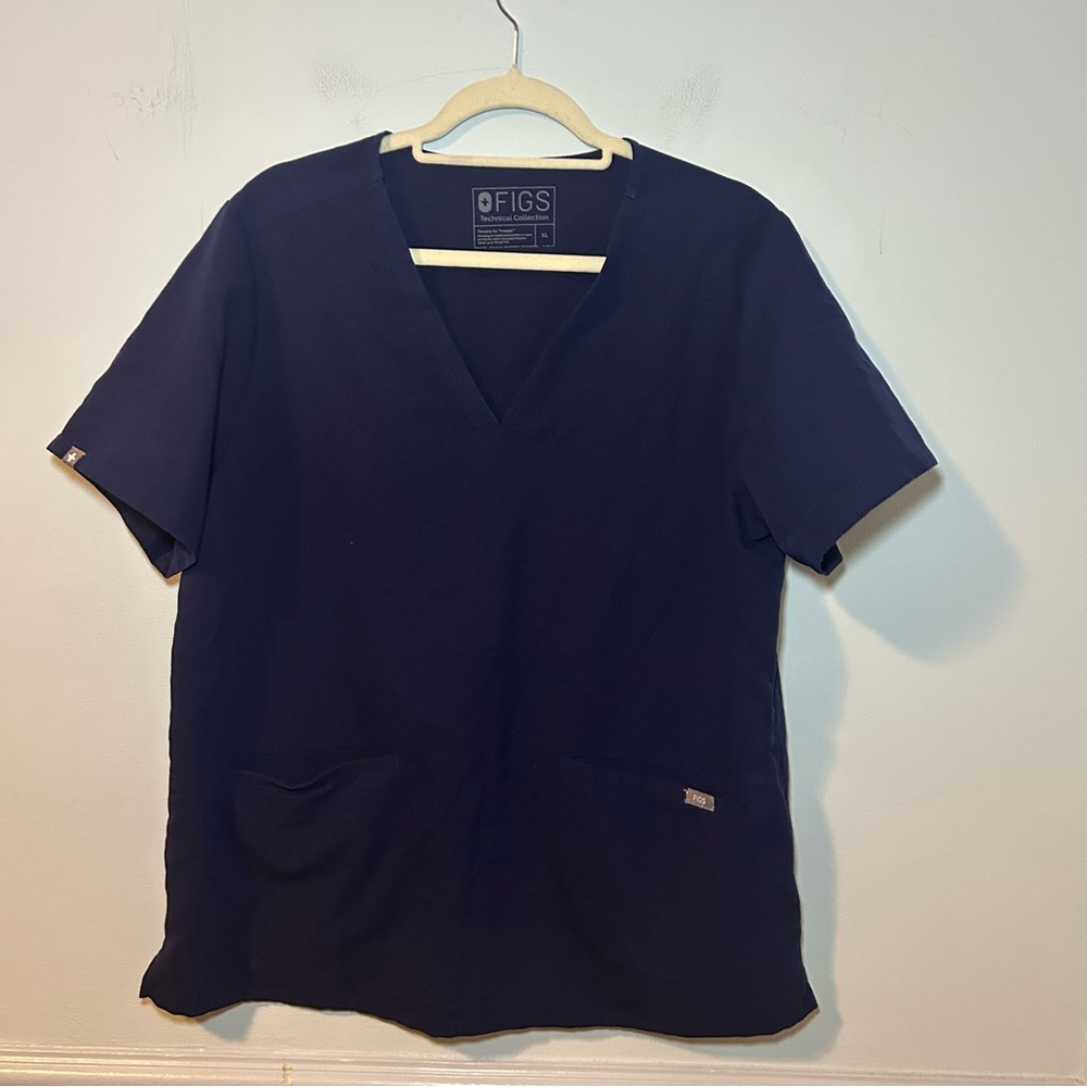 Figs Navy Blue V-Neck Short Sleeve Scrub Top Size Medium